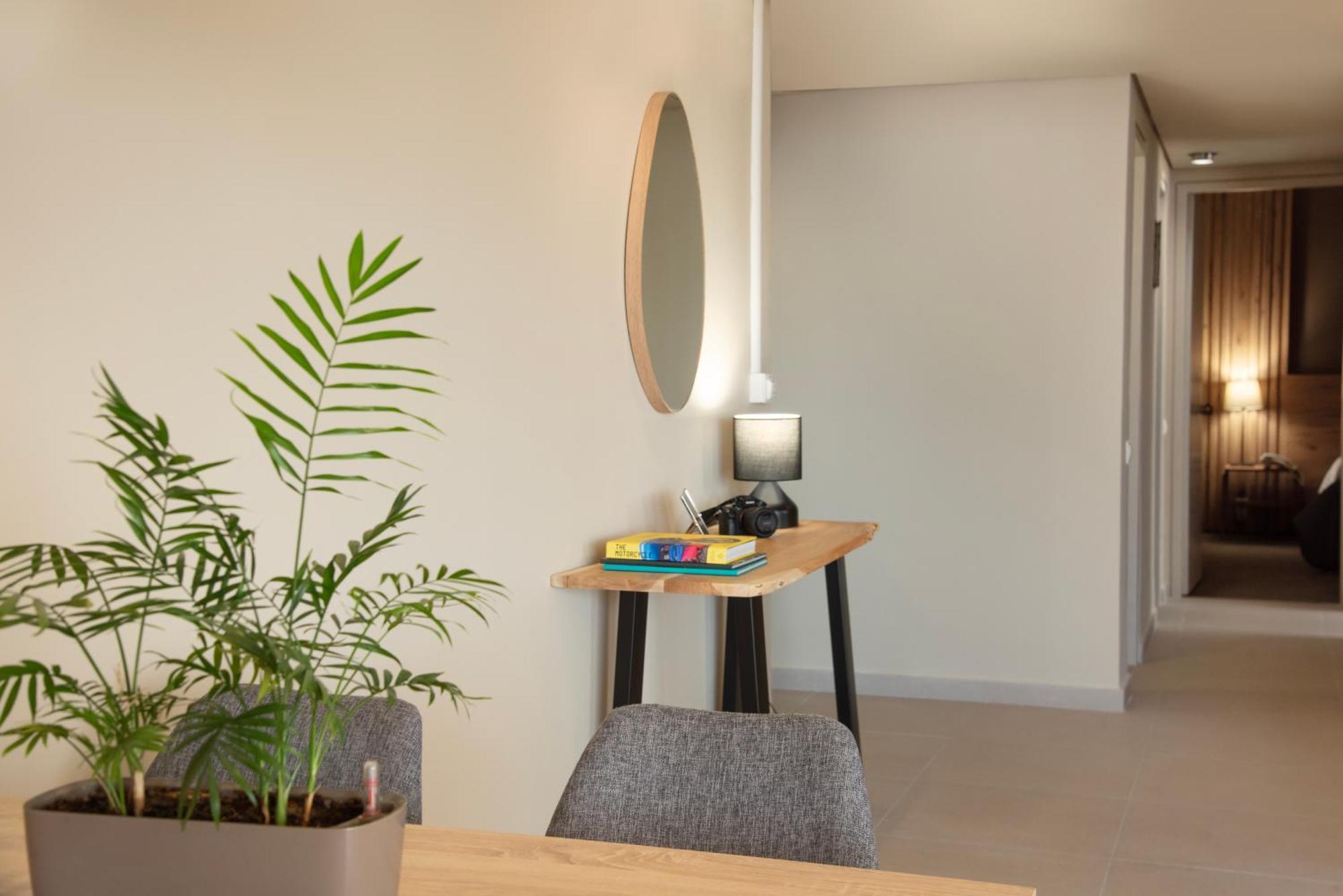 Marina Alimos Hotel Apartments เอเธนส์ ภายนอก รูปภาพ