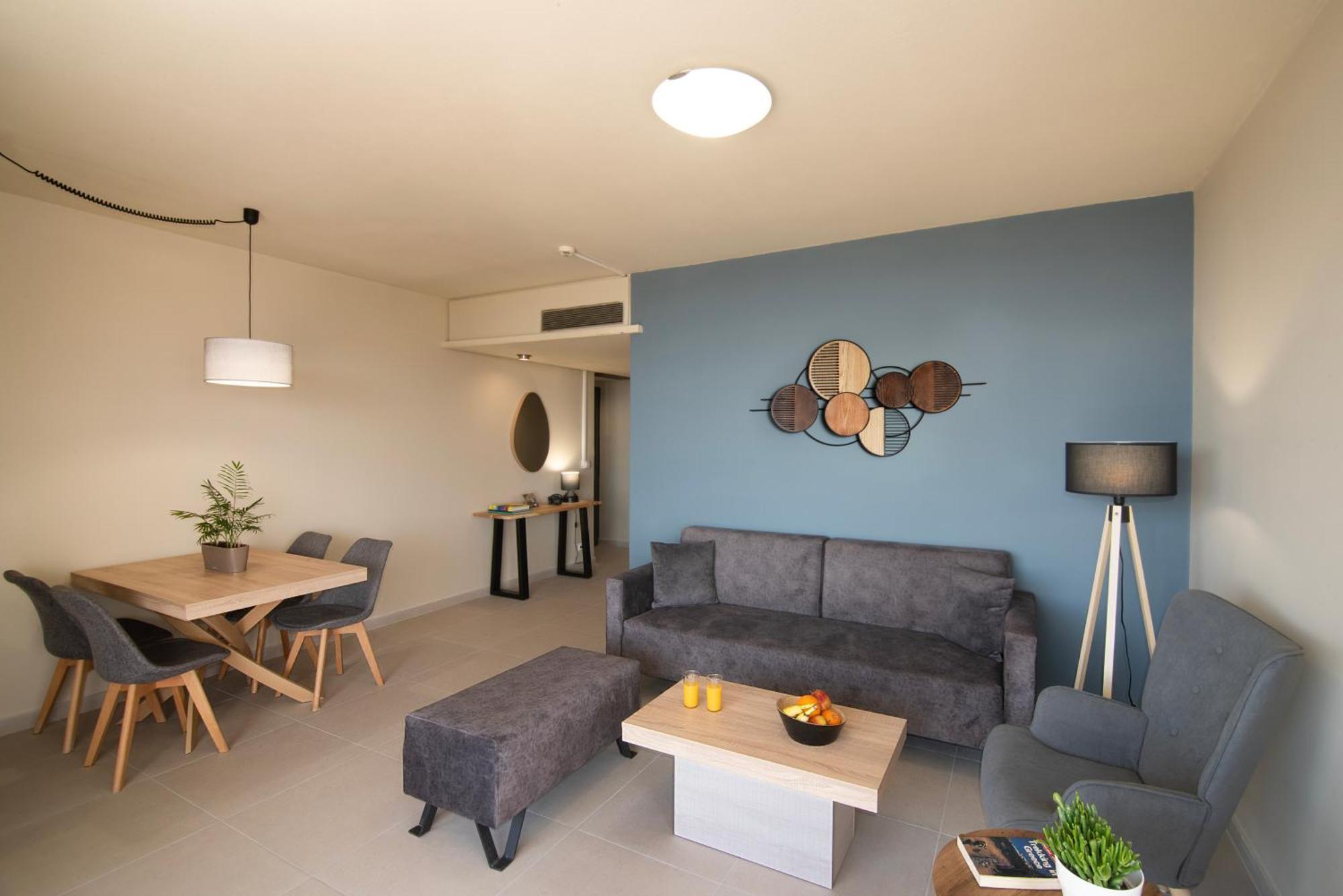 Marina Alimos Hotel Apartments เอเธนส์ ภายนอก รูปภาพ