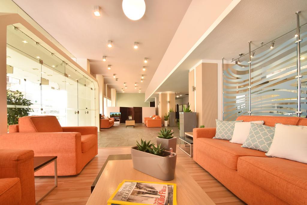Marina Alimos Hotel Apartments เอเธนส์ ภายนอก รูปภาพ