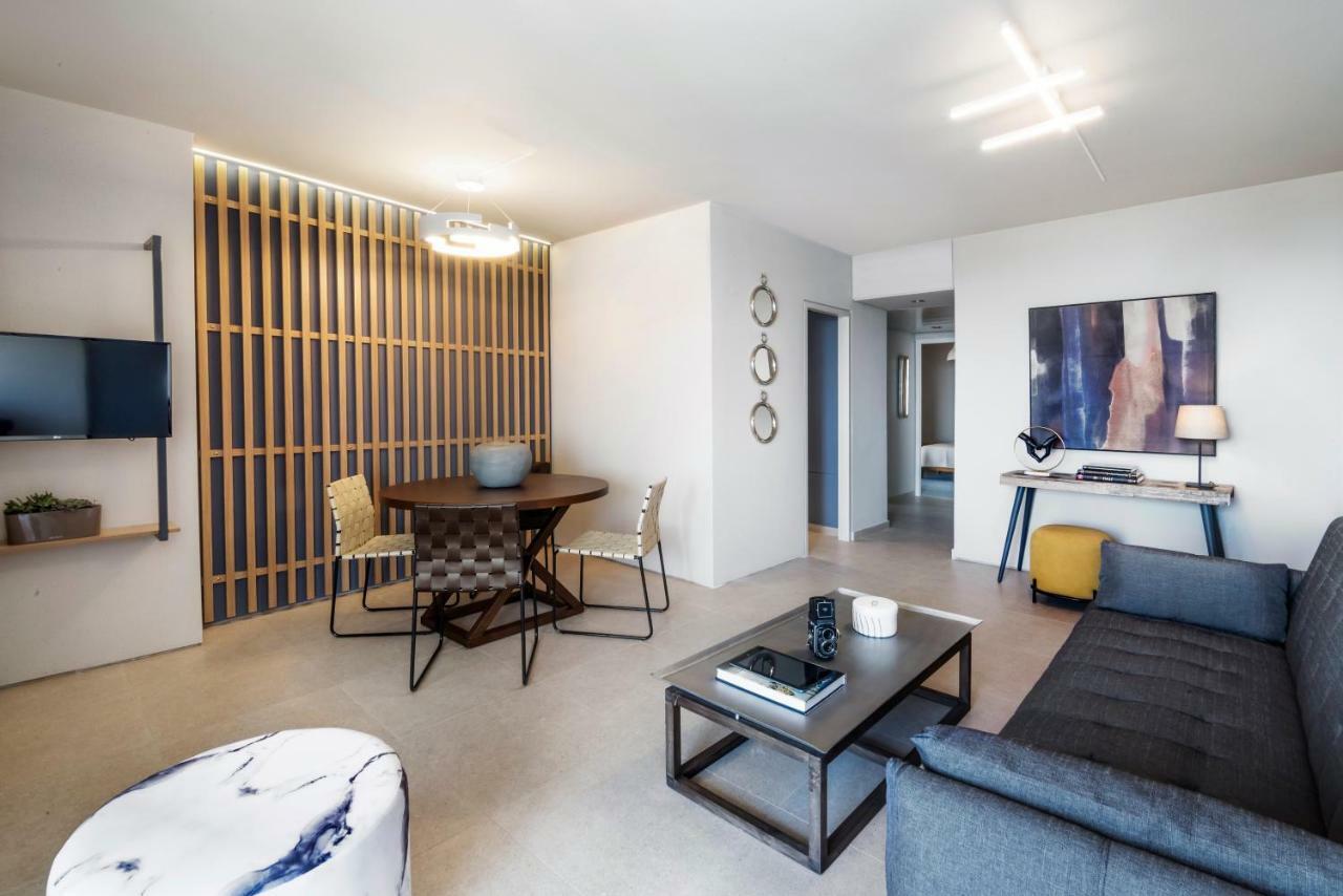 Marina Alimos Hotel Apartments เอเธนส์ ภายนอก รูปภาพ